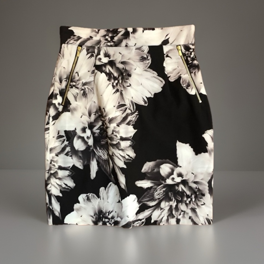 H&M Black Gray Floral Dressy Skirt sz US 6 - Picture 1 of 5